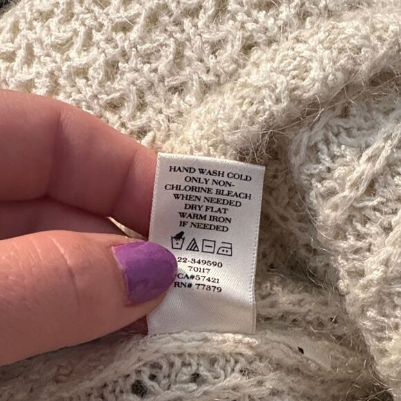 Ann Taylor Mohair Wool Blend Cream Long Sleeve Knit Sweater. Size Small - Picture 5 of 7